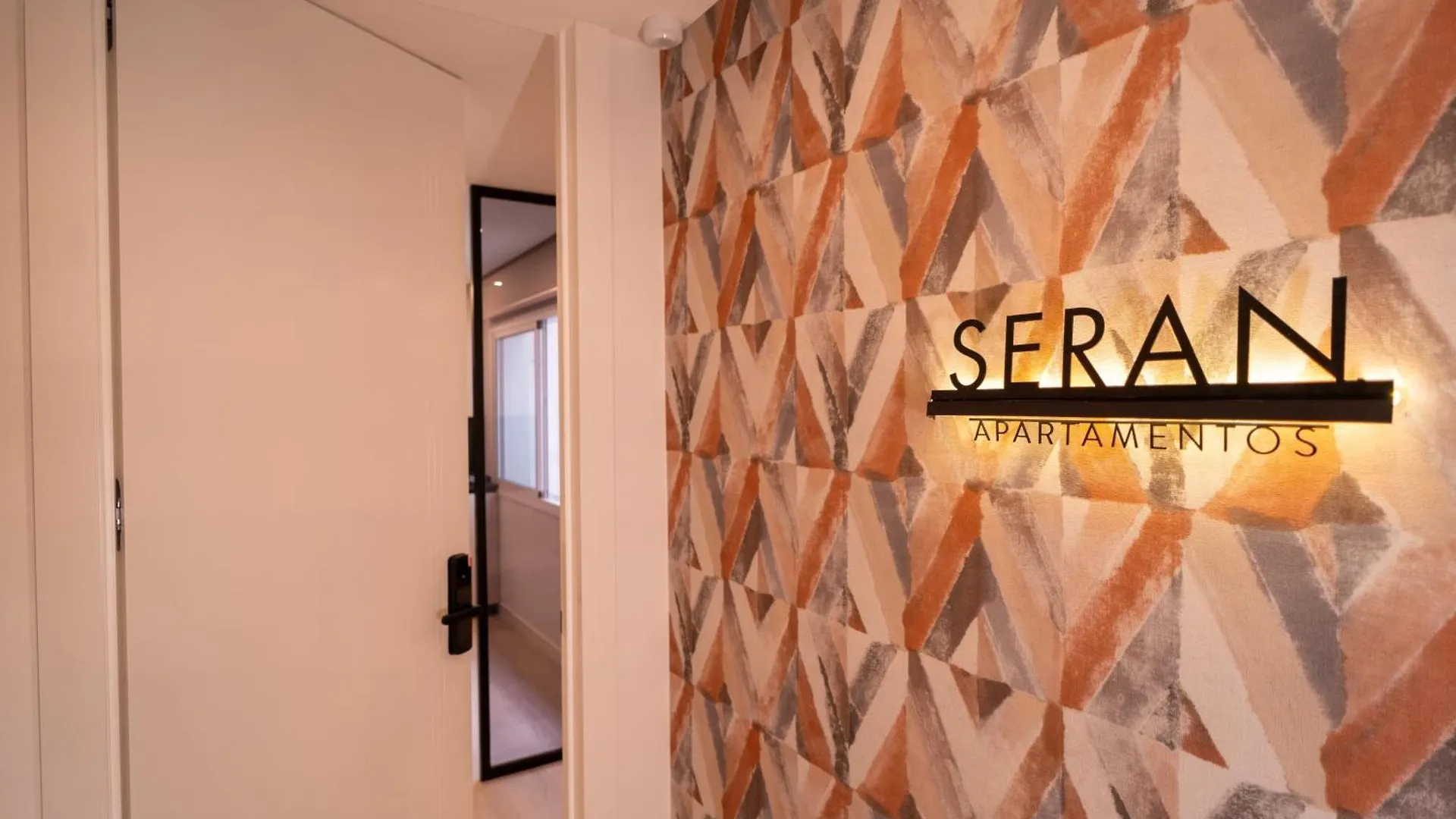 Lägenhet Seran II Apartamentos Ronda